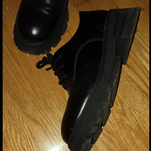 Bieber Black Leather Platform Loafers l'intervalle - Picture 8 of 9